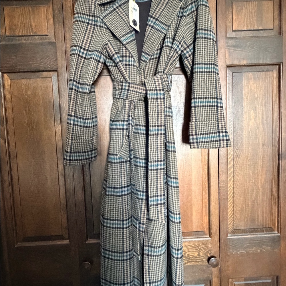 NWT By Anthropologie Belted Plaid Long
Robe Coat - Picture 5 of 7